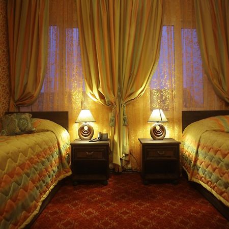 Hotel Kilikiya Uzhhorod Quarto foto