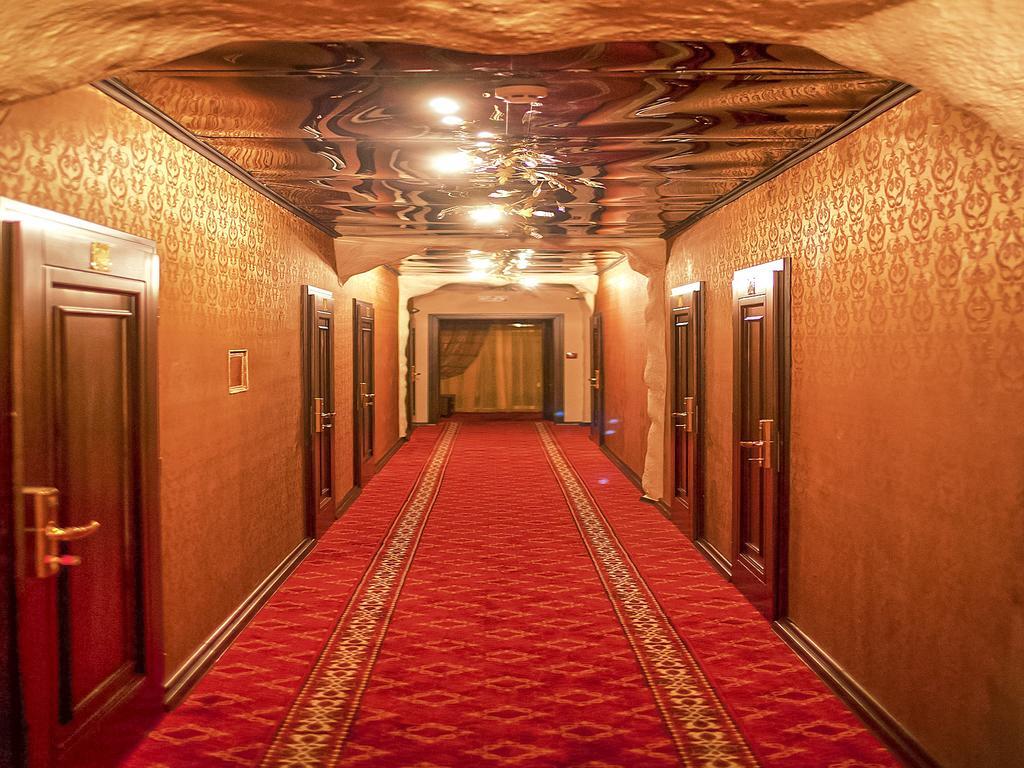 Hotel Kilikiya Uzhhorod Exterior foto