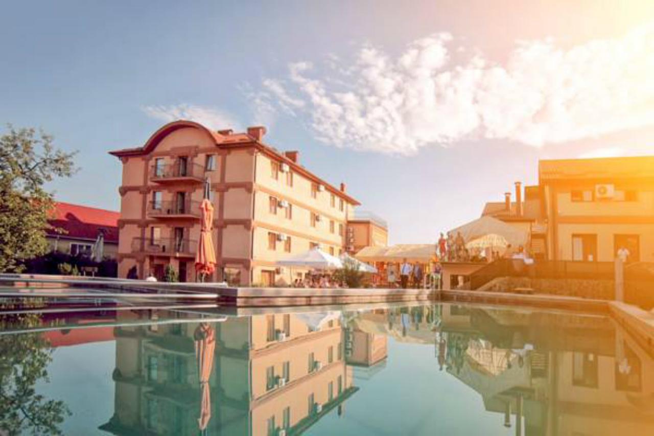 Hotel Kilikiya Uzhhorod Exterior foto